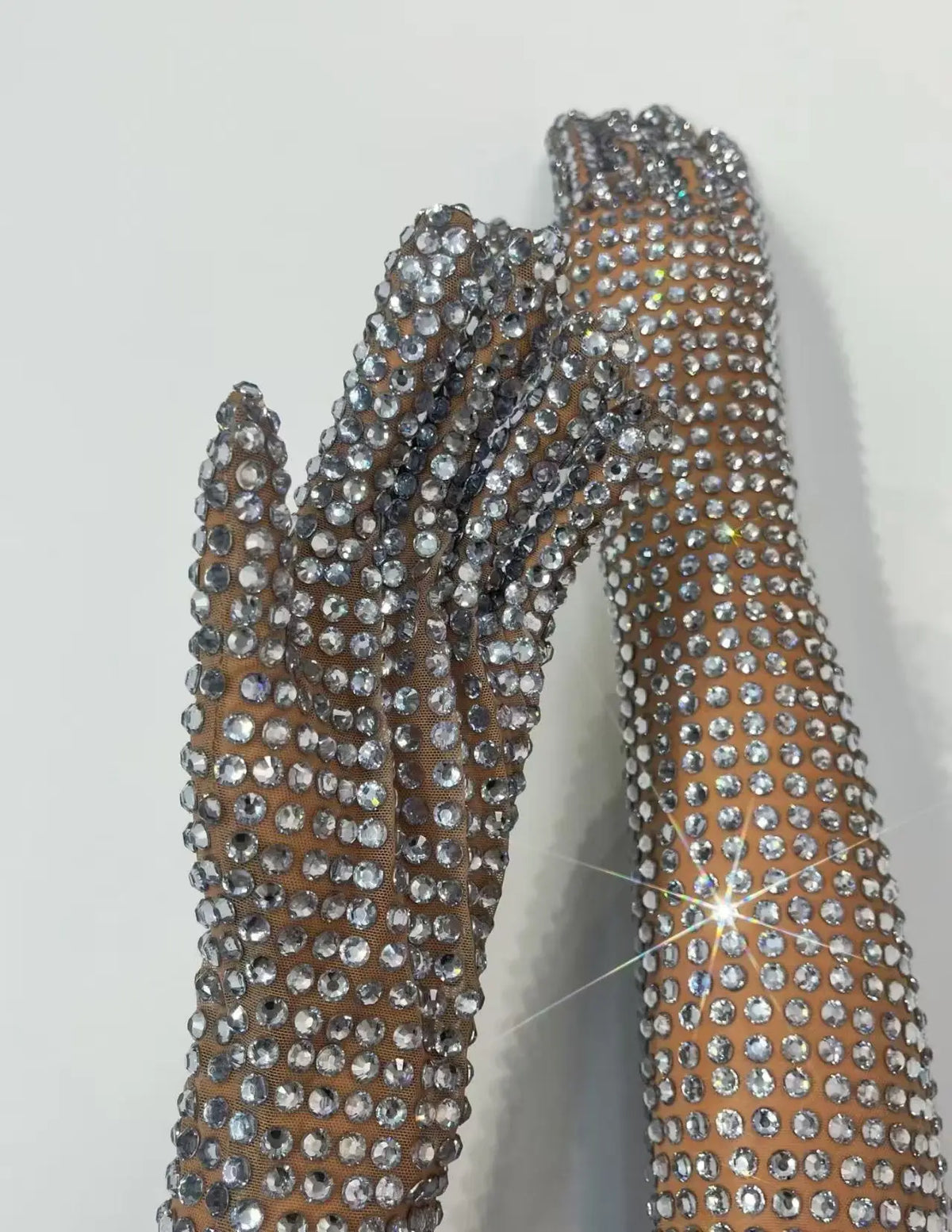 Luxury Full Rhinestones Mesh Long Gloves Women Singer Stage Performance Accessories Celebrity Prom Red Carpet Crystal Mittens