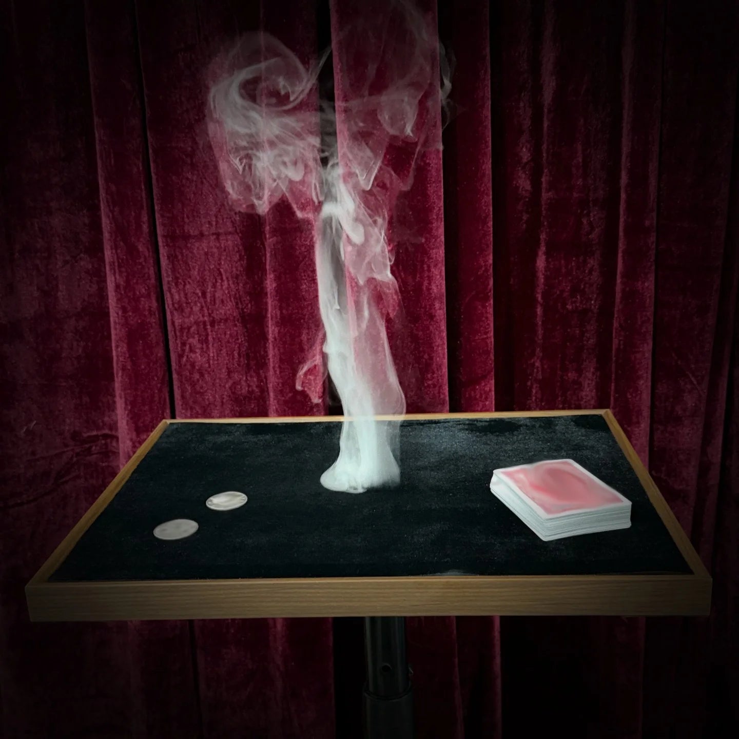 Magic Table Smoke Machine – 42x32cm Wireless Fog Mat, Remote Control Vapor Production for Card Tricks, Professional Stage magic