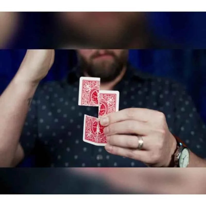 Corner Piece By Steve Langston Card Magic Tricks Card Trick Visual Magic Street Magia Walk Around Performer Magician Gimmicks