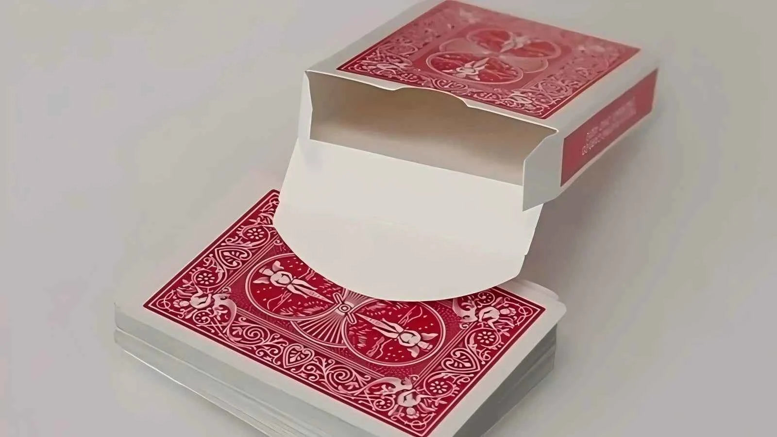 Deck Out Card Magic Tricks Illusions Close up Magic Props Real Deck Passes Through Real Box Street Magician Visual Magie Fun