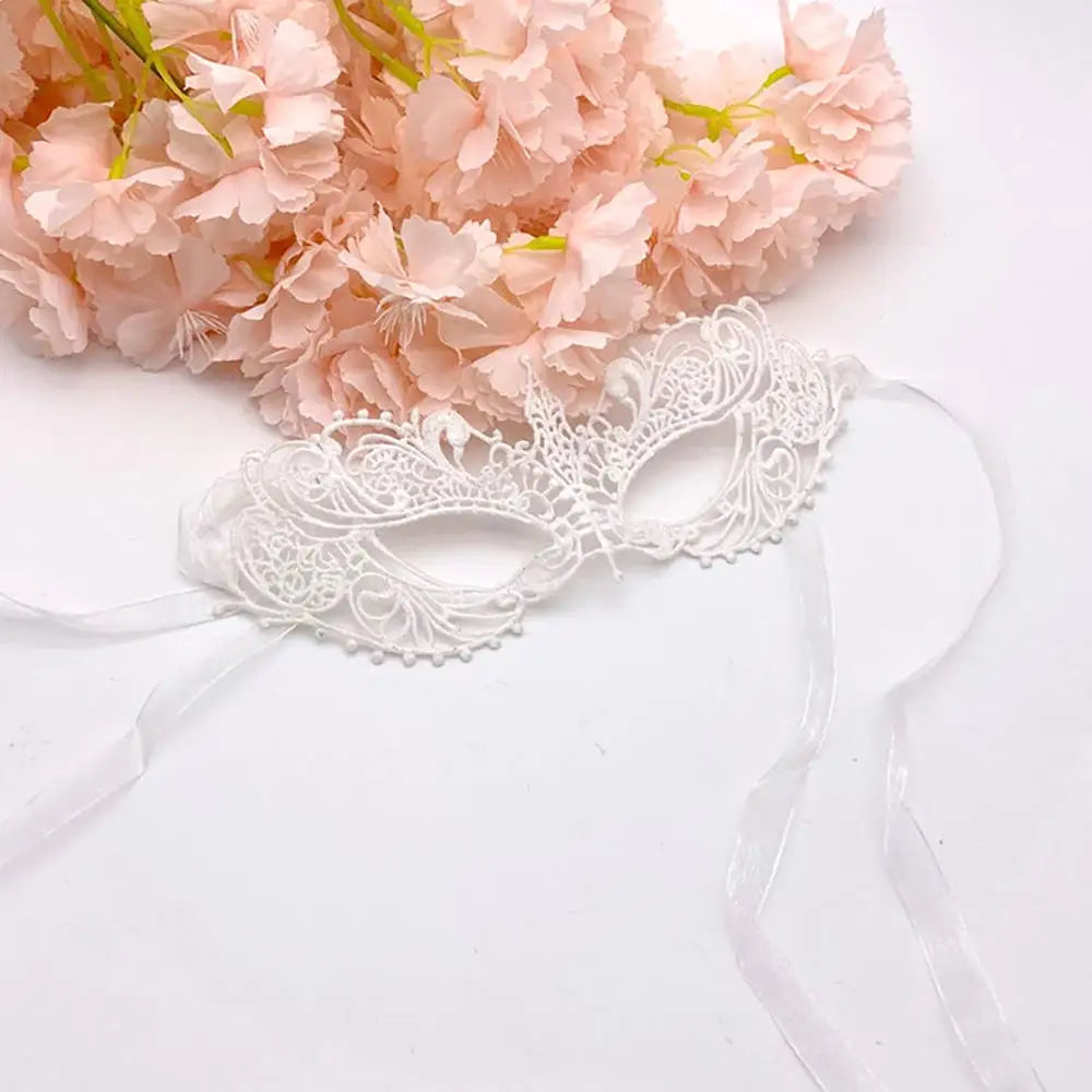 Makeup Ball Hollow Lace Face Mask With Ribbon Princess Masquerad Cosplay Prom Props Costume Female Sexy Diamonds Eye Mask