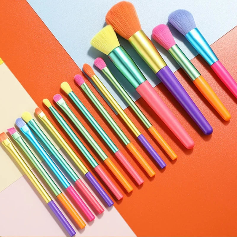 Makeup Brushes 15Pcs Colourful Makeup Brush Set Foundation Contour Blush Concealers Eye Shadow Blending Make Up Brush Kit