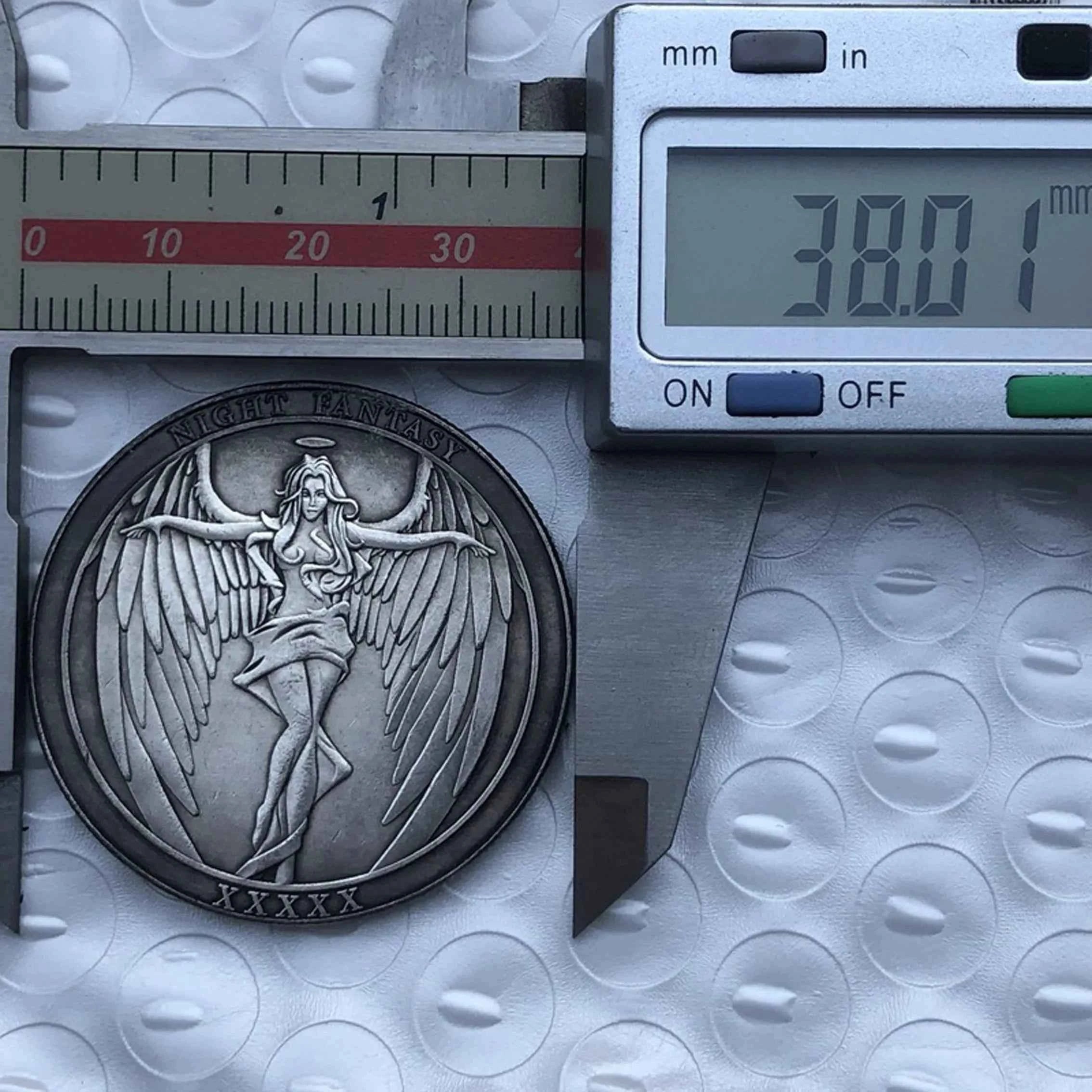 38mm Coins Beautifully Hand Polished Magic Props Birthday Gifts Home Decor Angels & Demons Pattern Collectibles