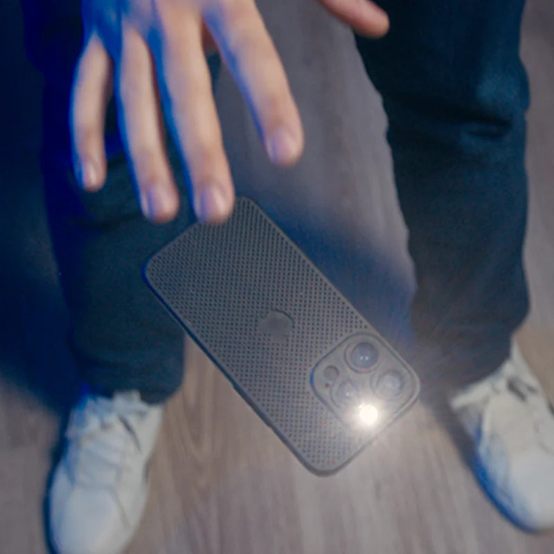 Leviosa Phone Magic Tricks Turn Light-up Flying Phone Under Magician Control Stage Street Floating Illusions Gimmicks Mentalism