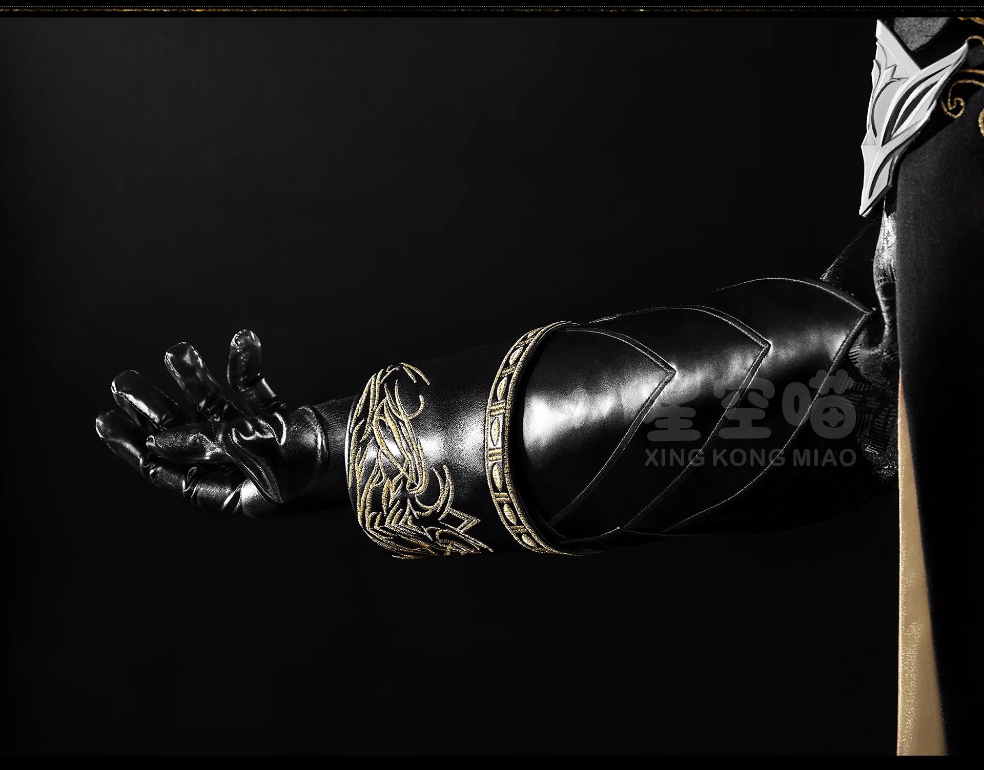 Love and Deepspace Xavier Rafayel Zayne Sylus Cosplay Costume The Dark Eclipse King Cloak Coat Prop Armor Crown Halloween Suit - Big Tim's Magic Emporium