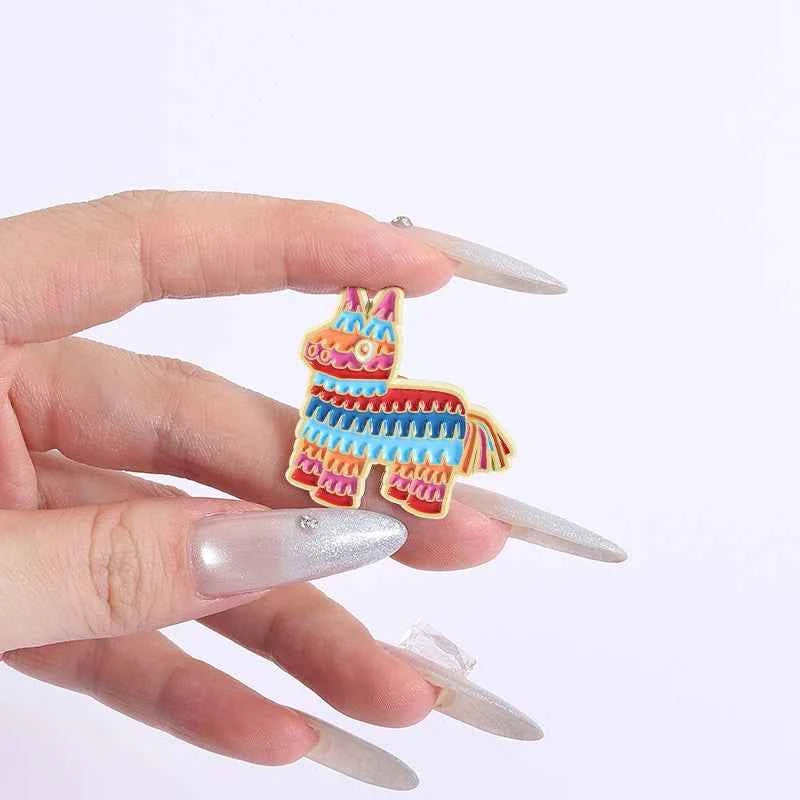 Creative Donkey Pinata Brooch Enamel Pins Funny Mexican Pinata Rainbow Donkey Brooches Backpack Lapel Badge Jewelry Gift Friends