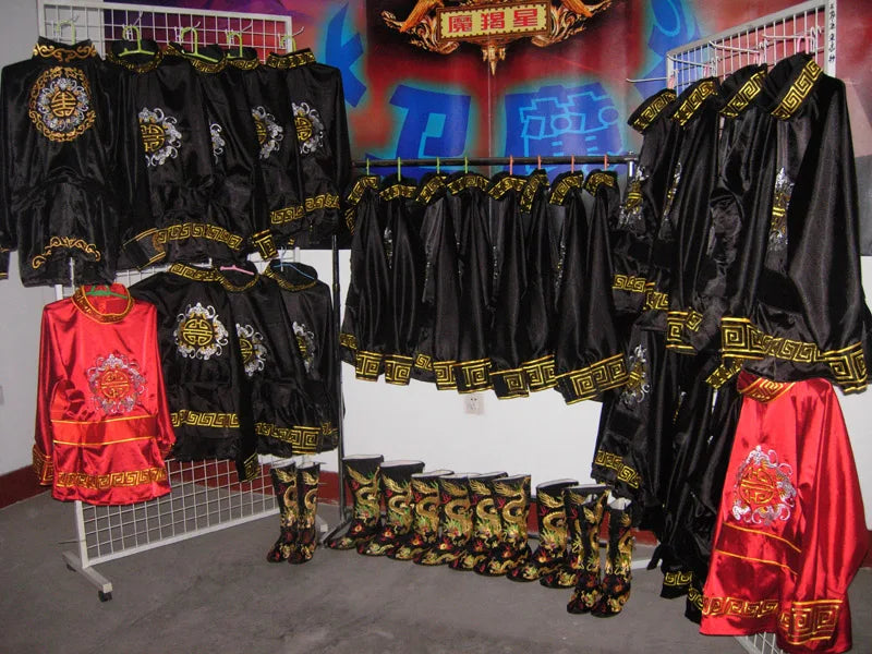 Authentic Sichuan Opera face-changing costumes face props clothes teaching Sichuan face-changing 13 masks