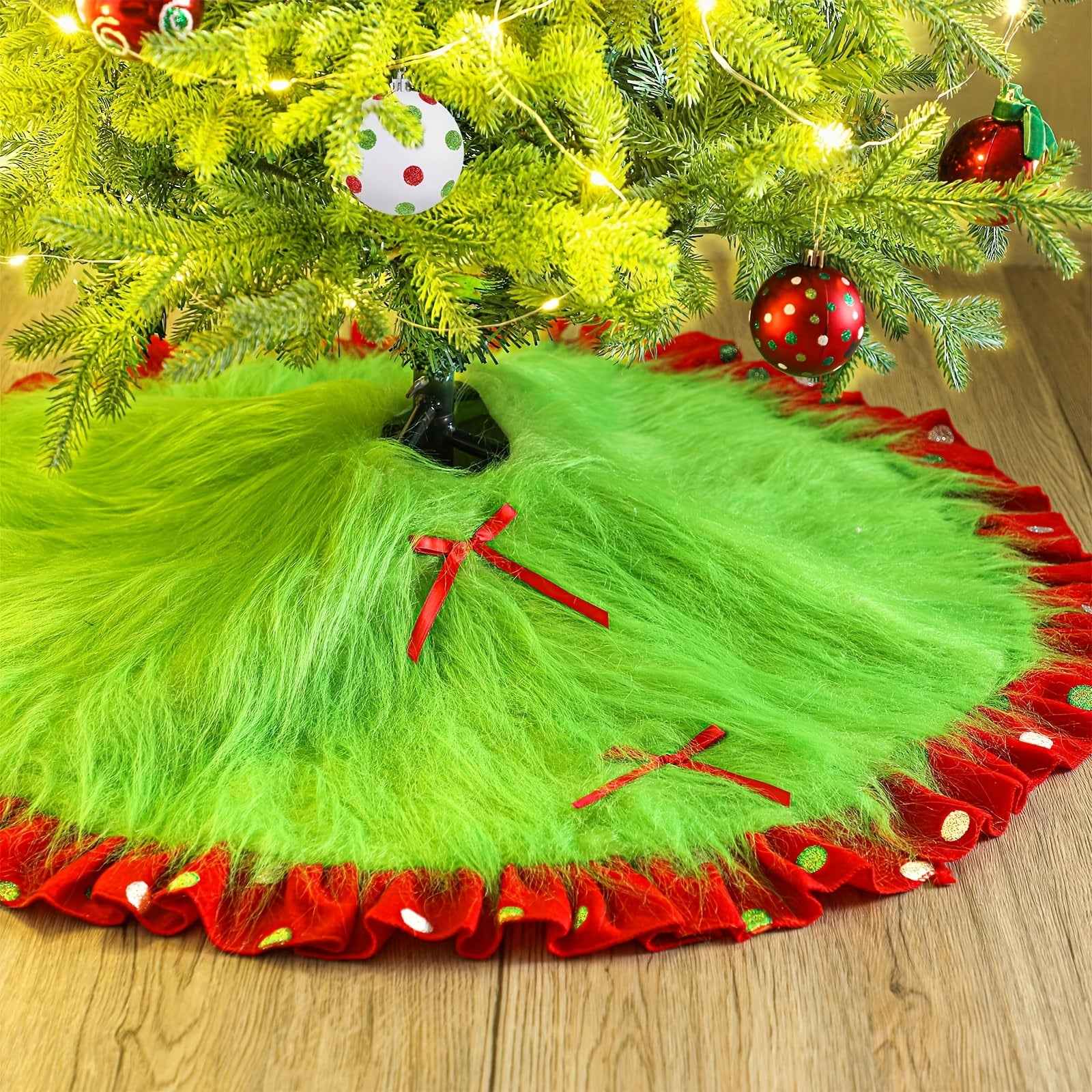 Merry Christmas. 1pc of 36-Inch Red And Green Christmas Tree Skirt, Green Plush Christmas Tree Skirt with Shiny Embellishments, Artificial Round, Suitable for Christmas Party Home Decoration, Holiday Santa Claus Theme
