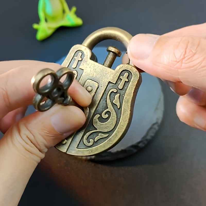 Vintage Alloy 2pcs Puzzle Lock with Key - Keychain Brain Teaser Magic Props - Christmas, Halloween, Easter, Hanukkah, Thanksgiving Party Gifts - Metal Magic Lock for General Entertainment