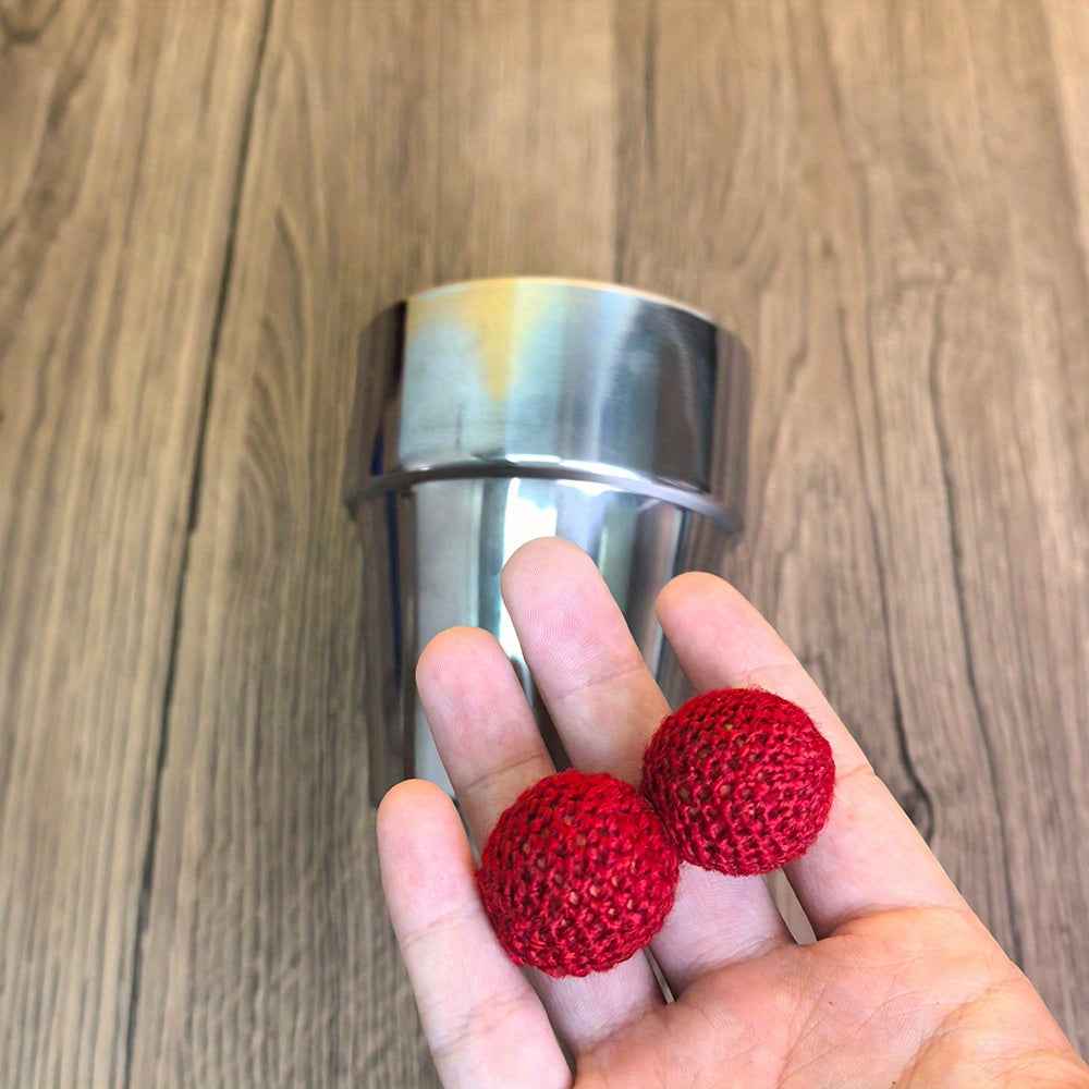 Magic Cup Magic Prop Set - The Color of the Storage Bag Is Random - Comes with a Special Red Ball and an Ordinary Red Ball, Achieving the Amazing Effect of the Red Ball Freely Passing Through the Cup Wall. The Effect Is Stunning, and the Performance