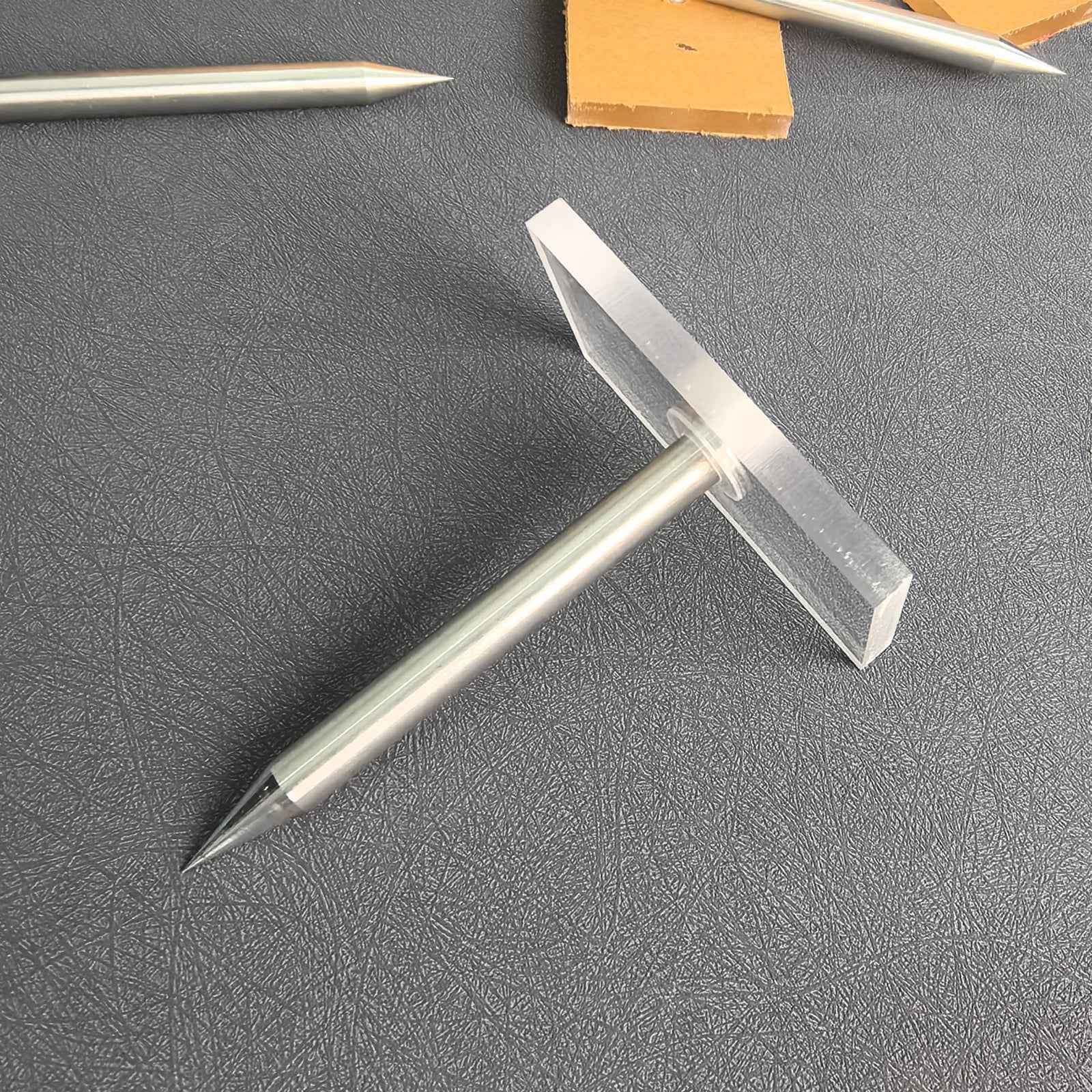 Magical Nail Shooting Magic Prop - Novel And Fun for Teenagers, Essential for Close-Up Magic Performances, Ideal for Activating Family Party Atmosphere And Festive Gifting