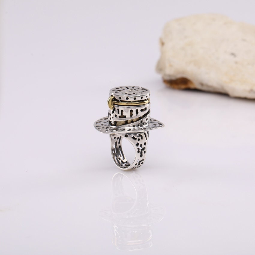 https://i.etsystatic.com/22911697/r/il/bf7f0d/3518652512/il_fullxfull.3518652512_sss5.jpg