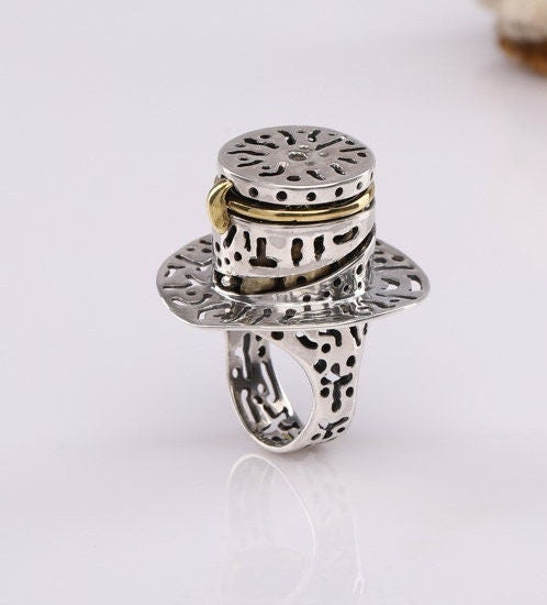https://i.etsystatic.com/22911697/r/il/003383/3518658240/il_fullxfull.3518658240_3j22.jpg