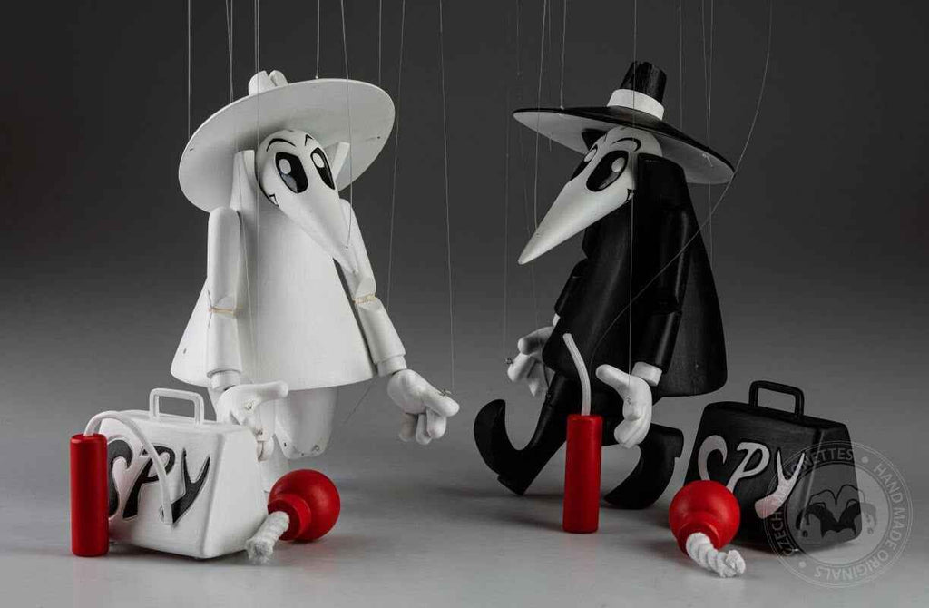 Spy vs Spy - wooden hand-carved comics marionettes