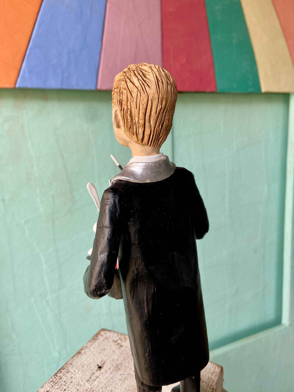 Magician with rabbit, illusionist figure, circus magician, circus sculpture collection, gift for him, circus magician miniature, magic gift, circus