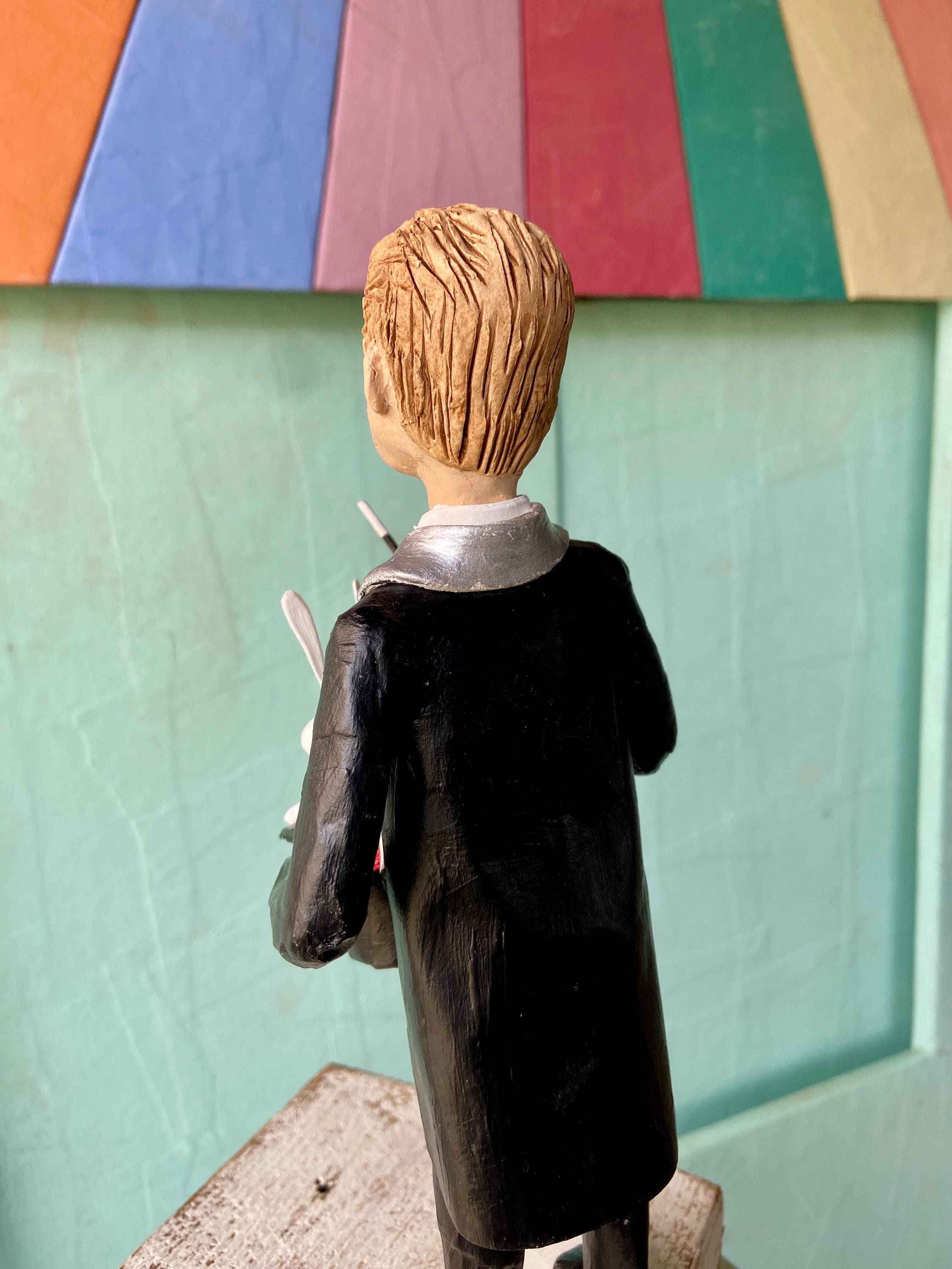 Magician with rabbit, illusionist figure, circus magician, circus sculpture collection, gift for him, circus magician miniature, magic gift, circus