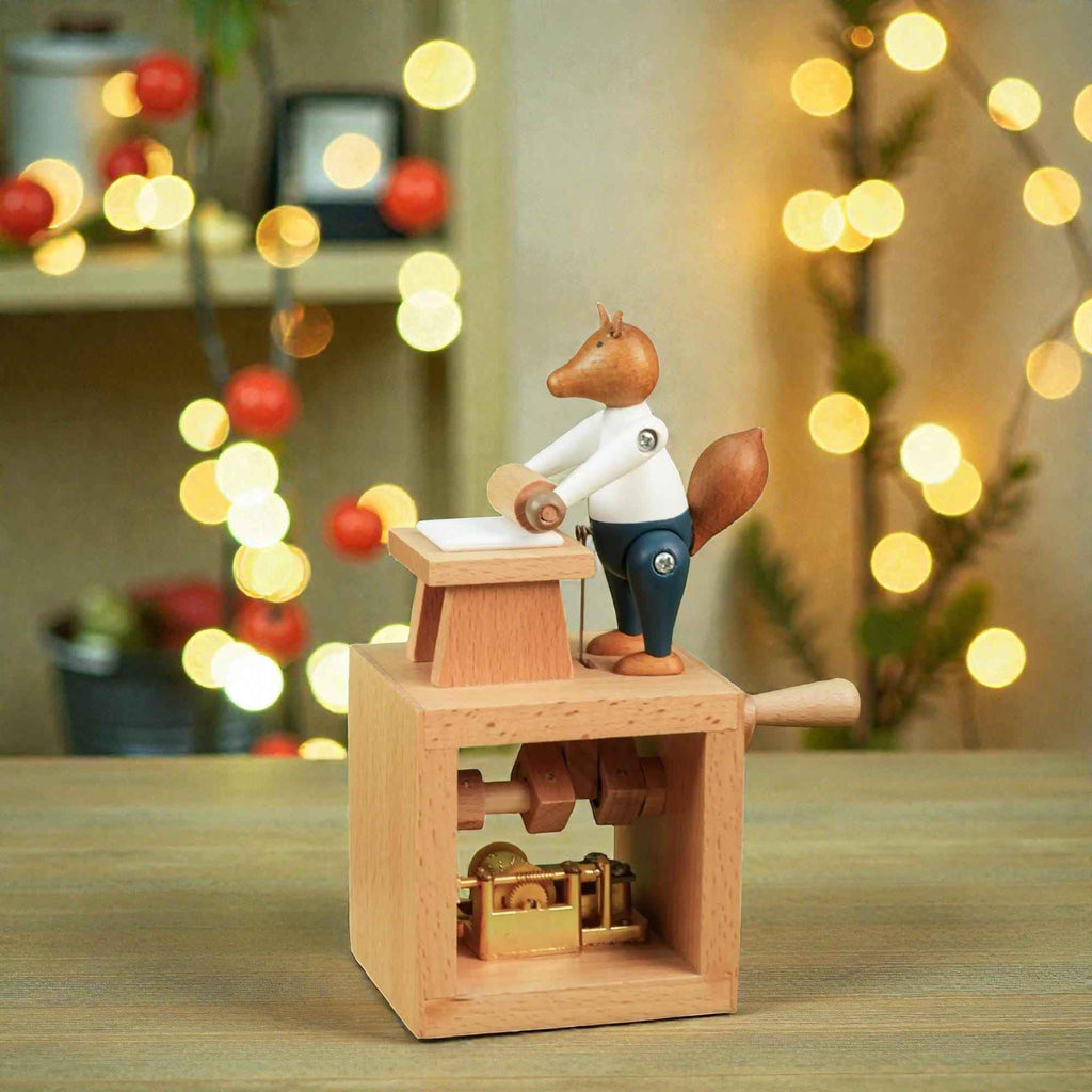 Hand Crank Fox Music Box, Beech Wood Automata, Kinetic Sculpture, Mechanical Desk Decor