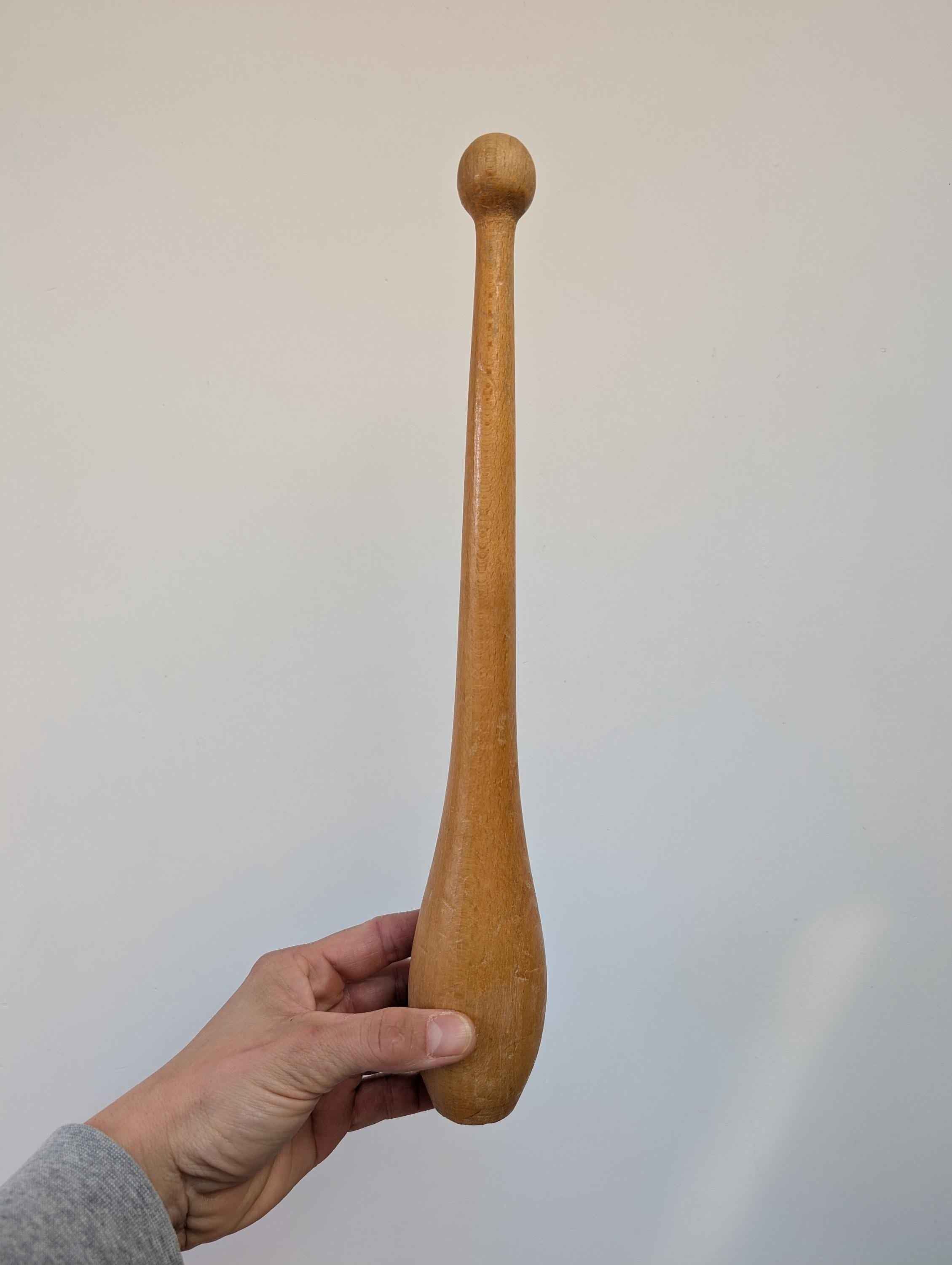 Set of 6 Vintage wooden juggling pin clubs from the 70/80s